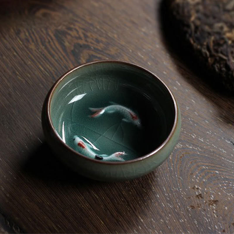 Tasse à thé en céramique motif carpes koï colorées 60 ml | Décor Zen