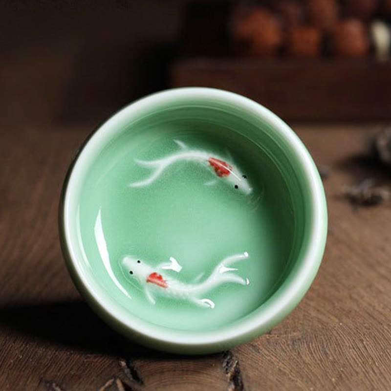 Tasse à thé en céramique motif carpes koï colorées 60 ml | Décor Zen