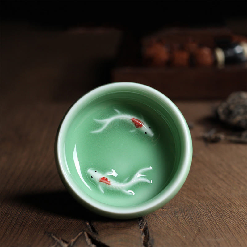 Tasse à thé en céramique motif carpes koï colorées 60 ml | Décor Zen