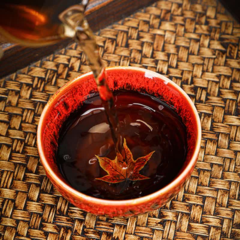 Tasse à thé en céramique colorée en forme de feuille d'érable 110 ml pour un thé réconfortant