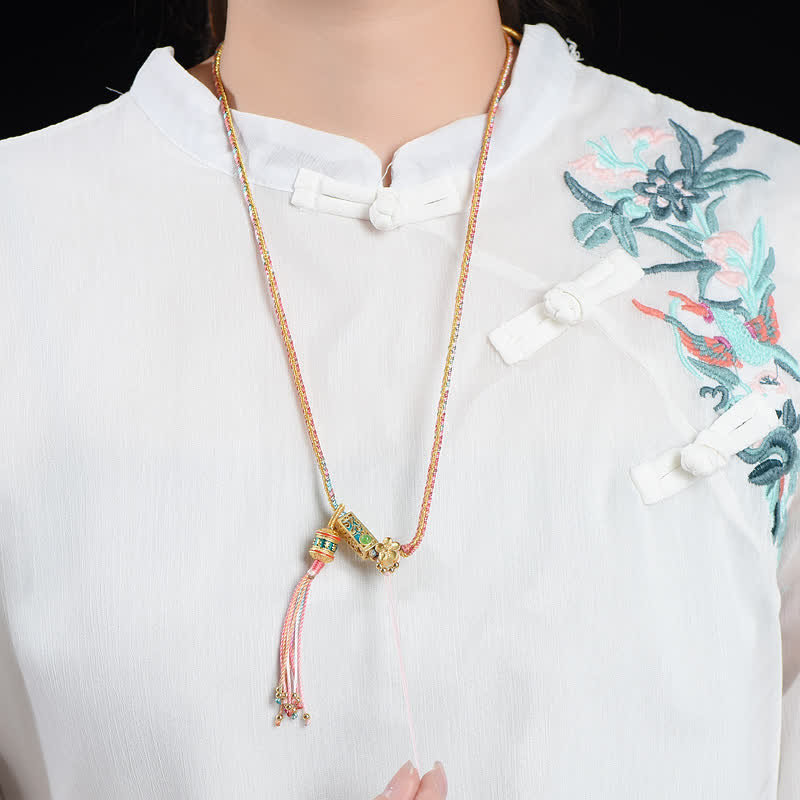 Collier spirituel en cuivre coloré pour la richesse