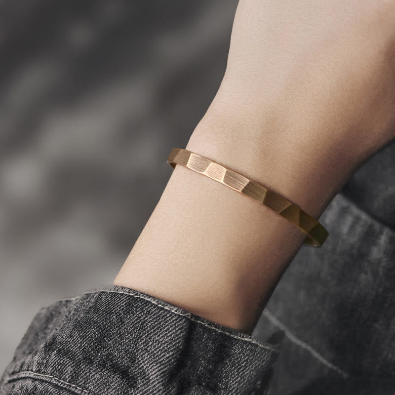 Bracelet manchette ajustable en cuivre pour la richesse et l'équilibre | Spirituel
