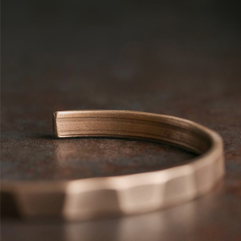 Bracelet manchette ajustable en cuivre pour la richesse et l'équilibre | Spirituel