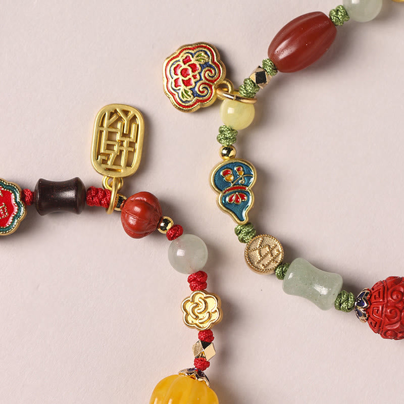 Bracelet de richesse en cuivre avec nuages ​​de bon augure pour la chance et la prospérité