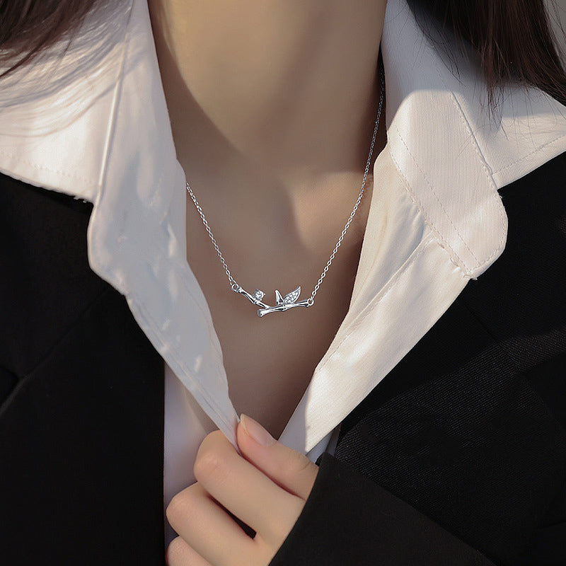 Collier spirituel en feuille de bambou en cuivre pour la richesse et la croissance