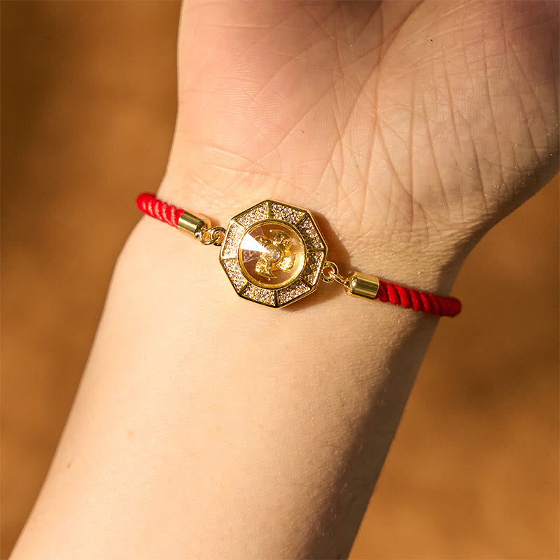 Bracelet Feng Shui en cuivre et laiton avec fil rouge et moulin à vent