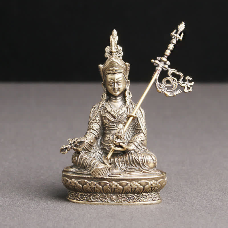 Statue de Bouddha en cuivre Padmasambhava Sérénité Figure 41x66mm