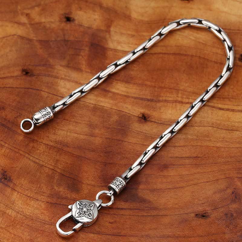 Bracelet de force Om Mani Padme Hum en argent plaqué cuivre
