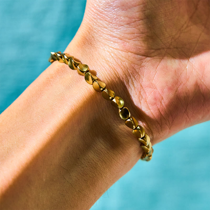 Bracelet tibétain porte-bonheur en cuivre avec perles colorées