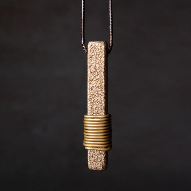 Collier de richesse texturé vintage en cuivre pour la chance spirituelle