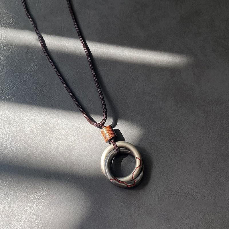 Collier Yin Yang en cuivre Qiankun Hoop Balance Chance