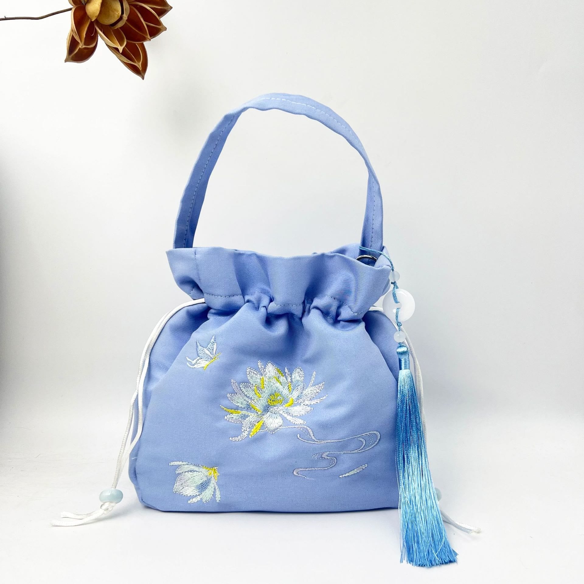 Sac fourre-tout en coton et lin avec broderie Lotus Koi 20 cm