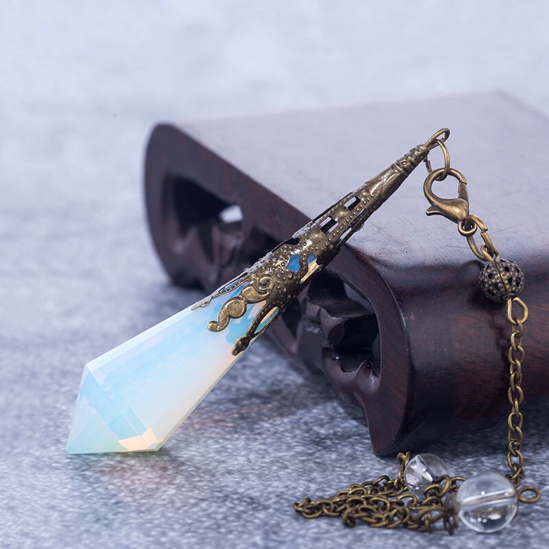 Pendule de connexion divinatoire en cristal