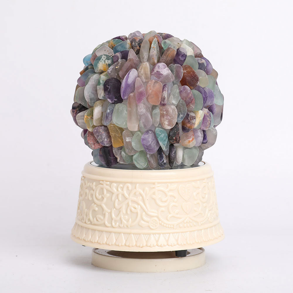 Boîte à musique en cristal avec spécimens de pierres précieuses naturelles : améthyste, quartz rose, fluorite, agate fleur