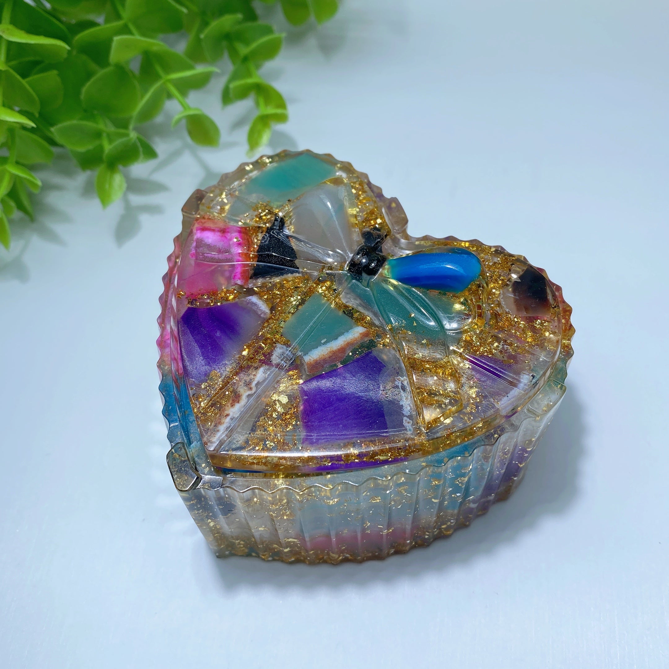 Crystal Resin Shell Bowl with Colorful Agate Chips - 4.7 Inch