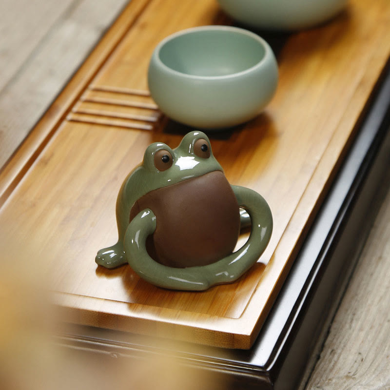 Adorable figurine Feng Shui en forme de grenouille porte-bonheur en céramique