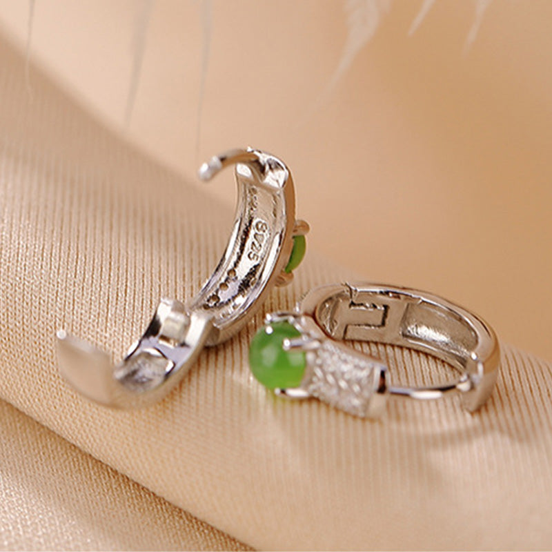 Boucles d'oreilles à tige Success en jade cyan 4 mm en argent sterling