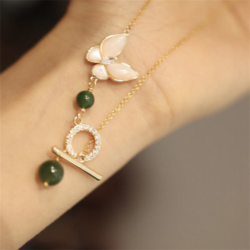 Ensemble collier, bague et boucles d'oreilles en jade cyan avec papillon de guérison