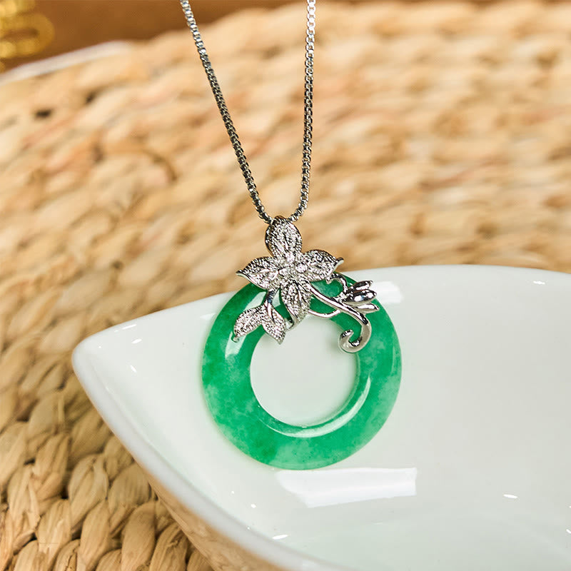 Collier pendentif porte-bonheur en jade cyan avec boucle de paix et guérison