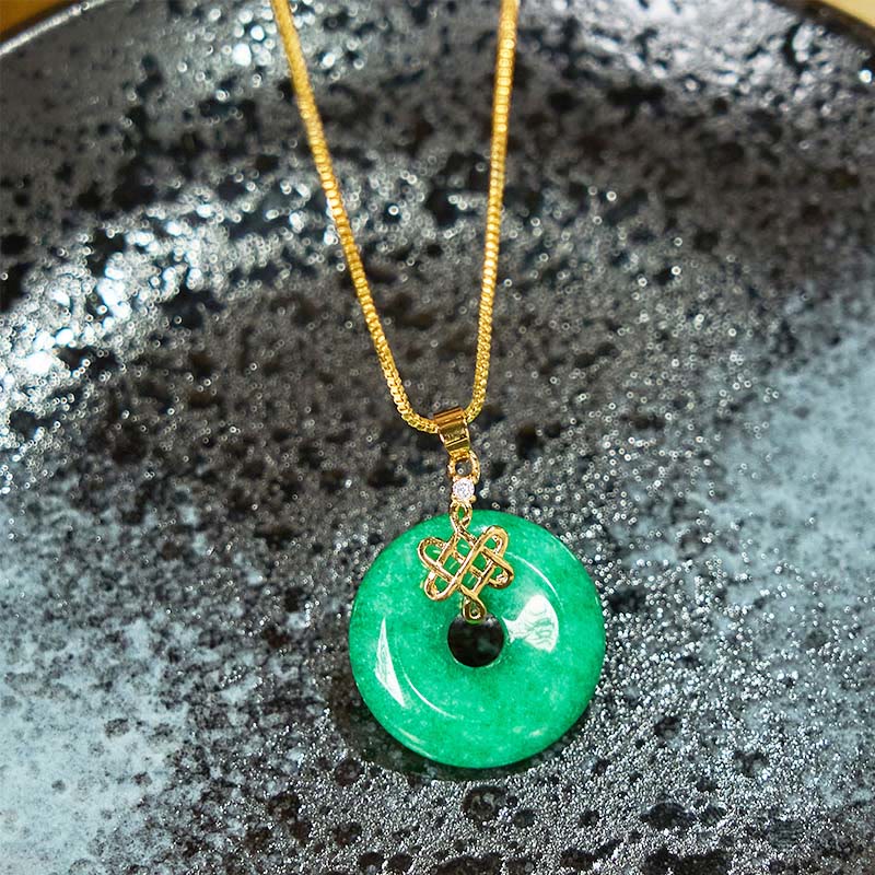 Collier pendentif boucle de paix en jade cyan