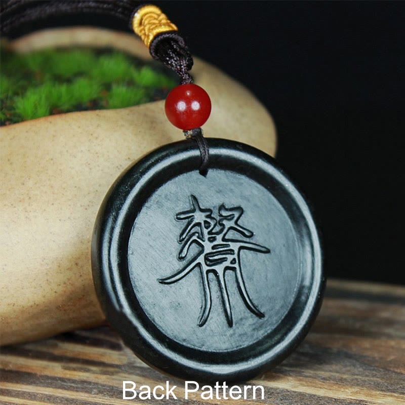 Collier Yin Yang en jade cyan pour le succès et l'harmonie