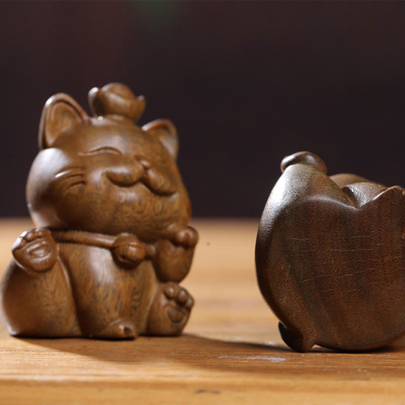 5cm Green Sandalwood Lucky Cat Statue for Peace & Prosperity