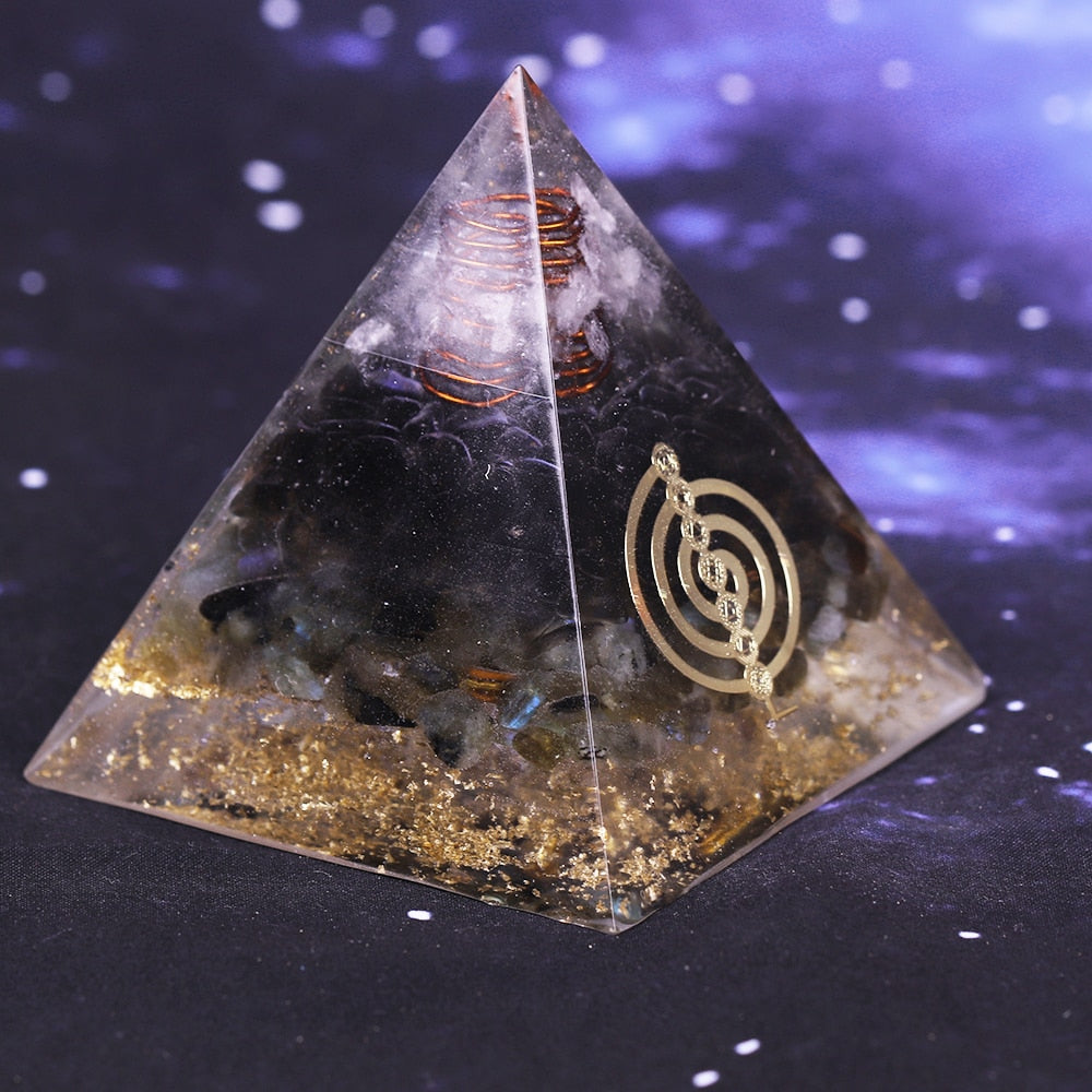 Pyramide en quartz fumé Divine Flow
