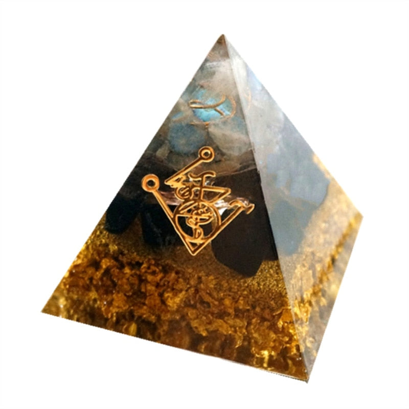 Pyramide d'orgone en obsidienne de la métamorphose divine