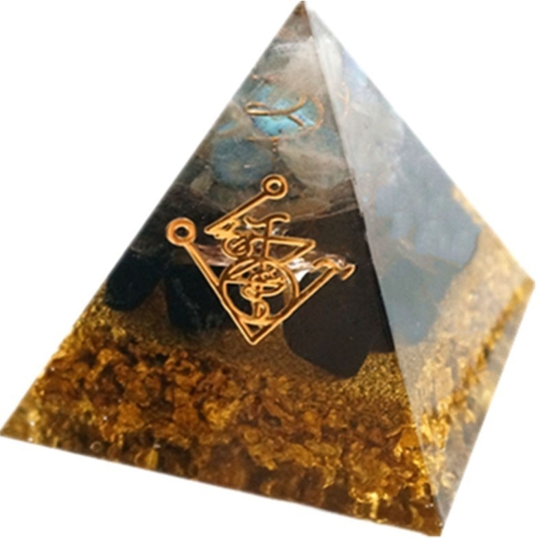 Pyramide d'orgone en obsidienne de la métamorphose divine