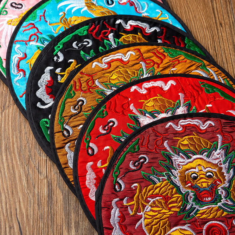 Sous-verre brodé dragon | Spiritual Home Accents 19 cm