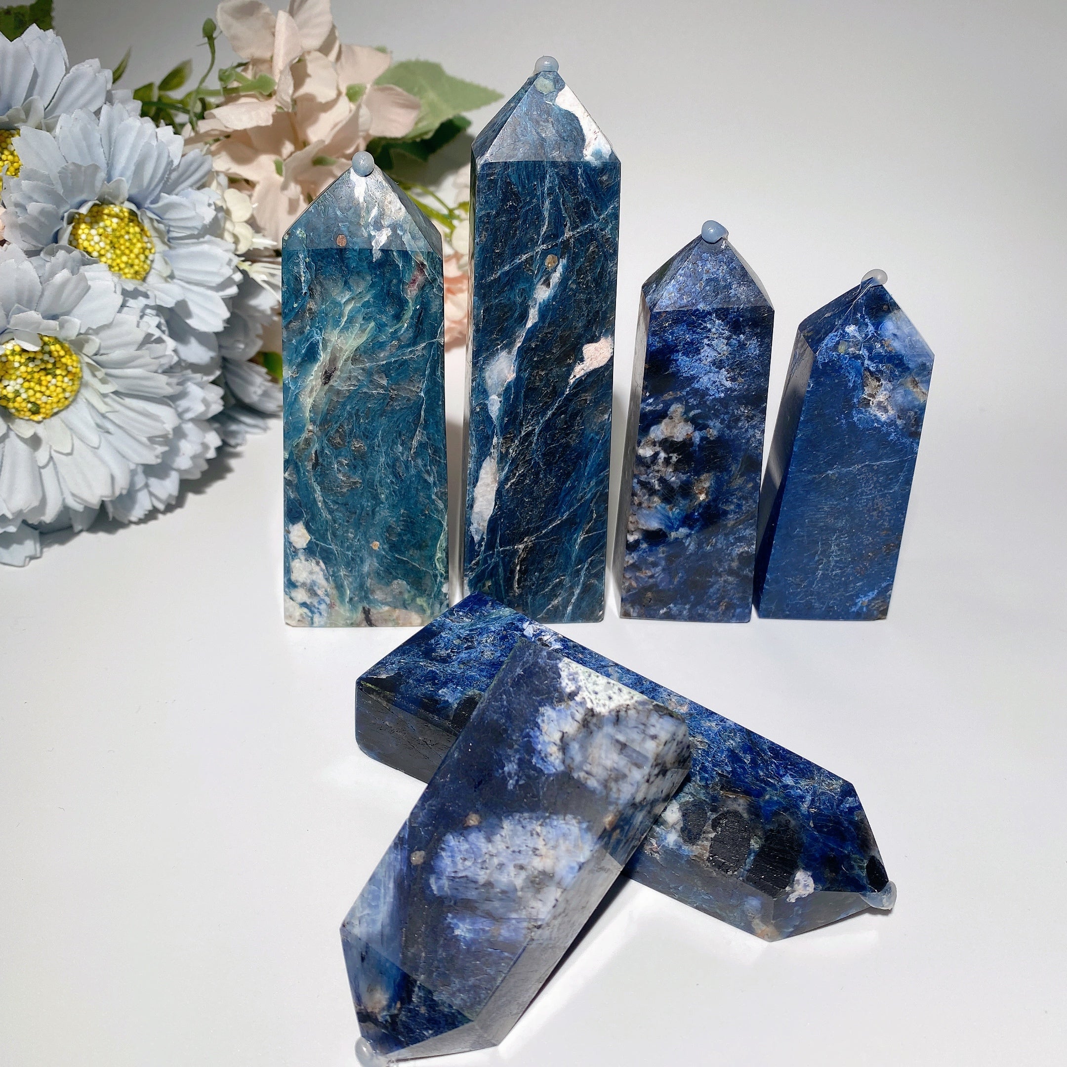 Dumortierite Crystal Tower 2.9-5.2 Inch Healing Display