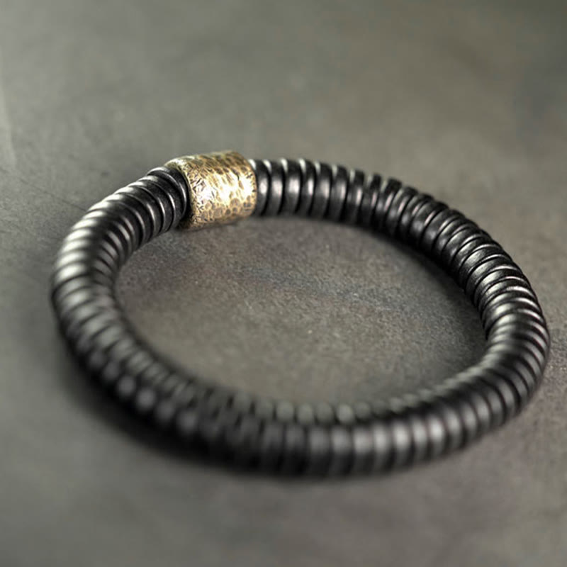 Bracelet apaisant en bois d'ébène et laiton | Bijoux de paix et d'ancrage