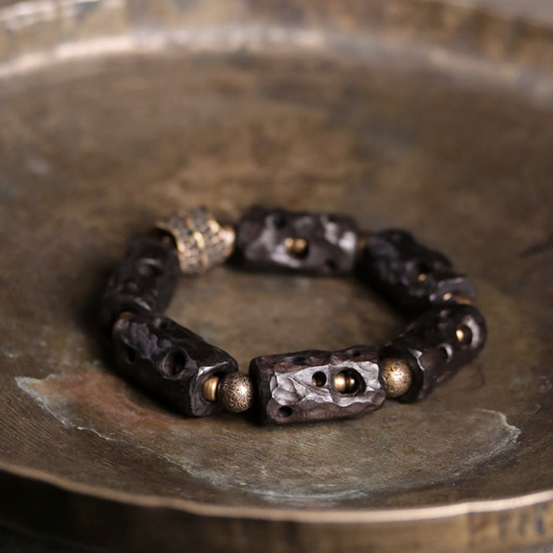 Bracelet calme en bois d'ébène pour l'ancrage et la paix 14-17,5 cm