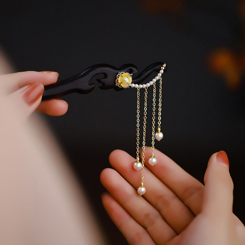 Épingle à cheveux chinoise en bois d'ébène avec pompons en perles jaunes