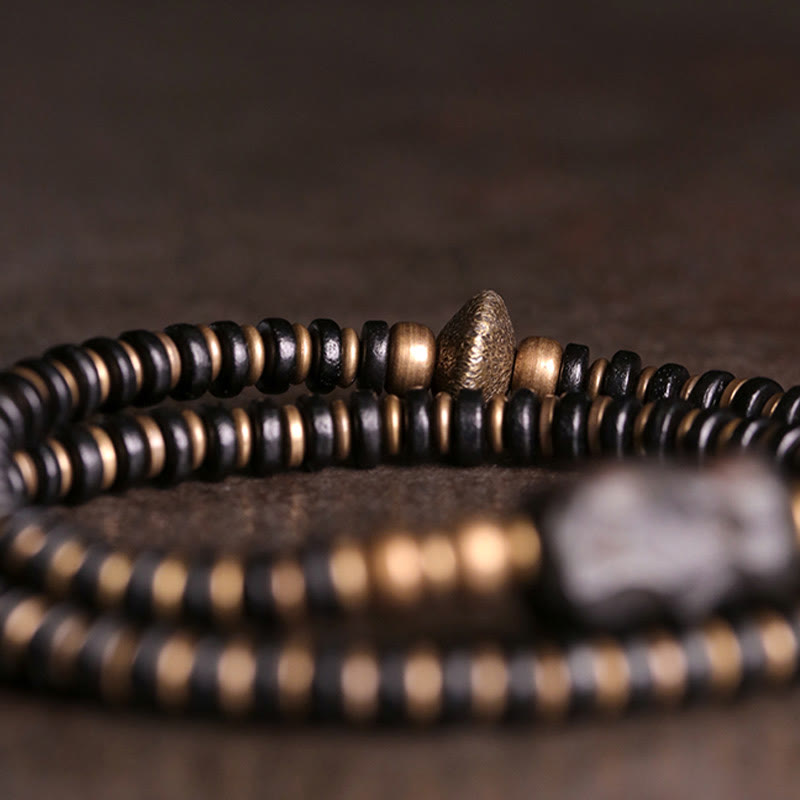 Bracelet double tour en bois d'ébène et bois de santal vert pour le calme