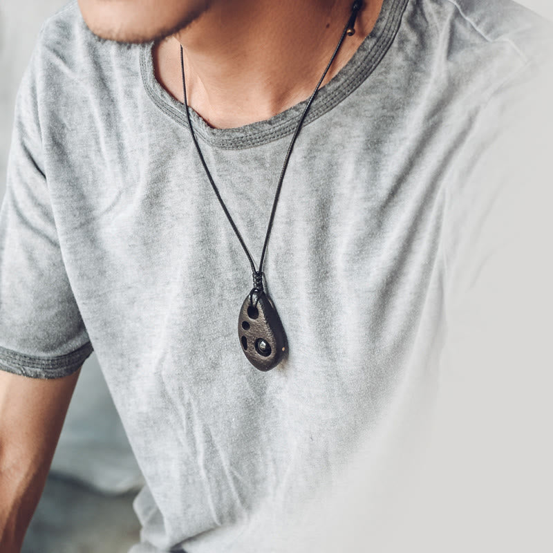 Collier en bois d'ébène et obsidienne pour la paix intérieure et la protection