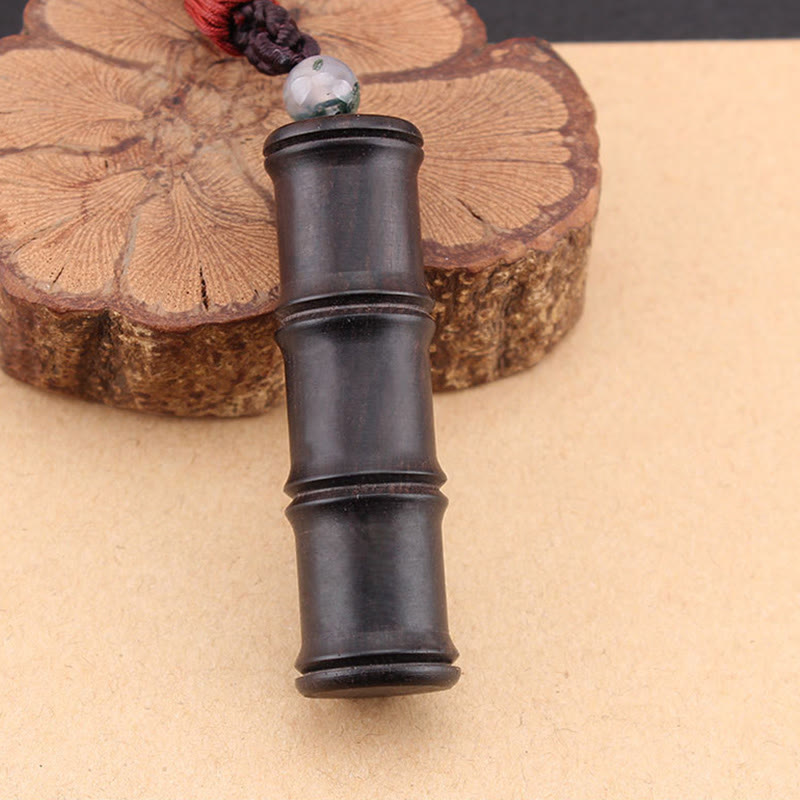 Collier spirituel en bois d'ébène avec boîte de prière Ghau en bambou