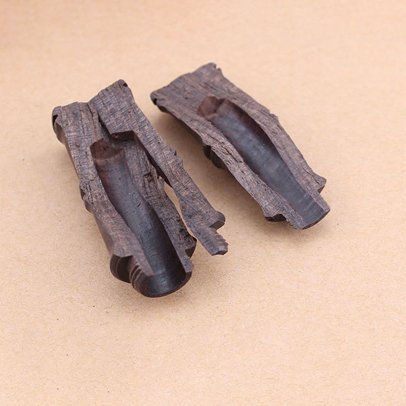 Collier spirituel en bois d'ébène avec boîte de prière Ghau en bambou