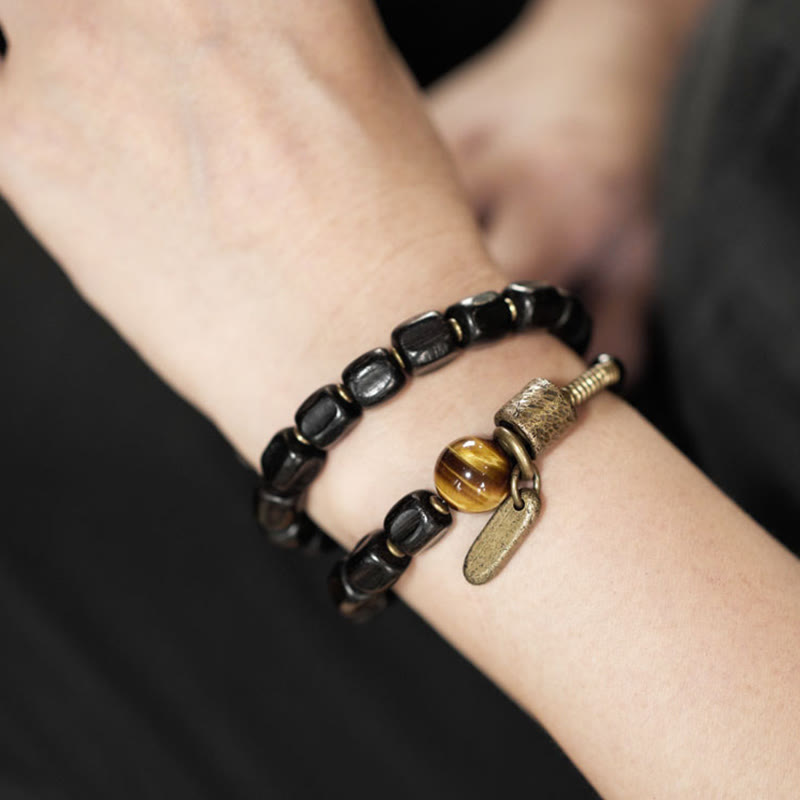 Bracelet double tour en bois d'ébène et œil de tigre pour la paix et l'équilibre