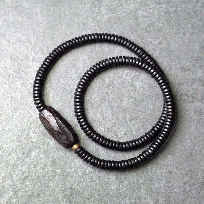 Bracelet triple tour en bois d'ébène pour l'équilibre et le calme 14-17,5 cm