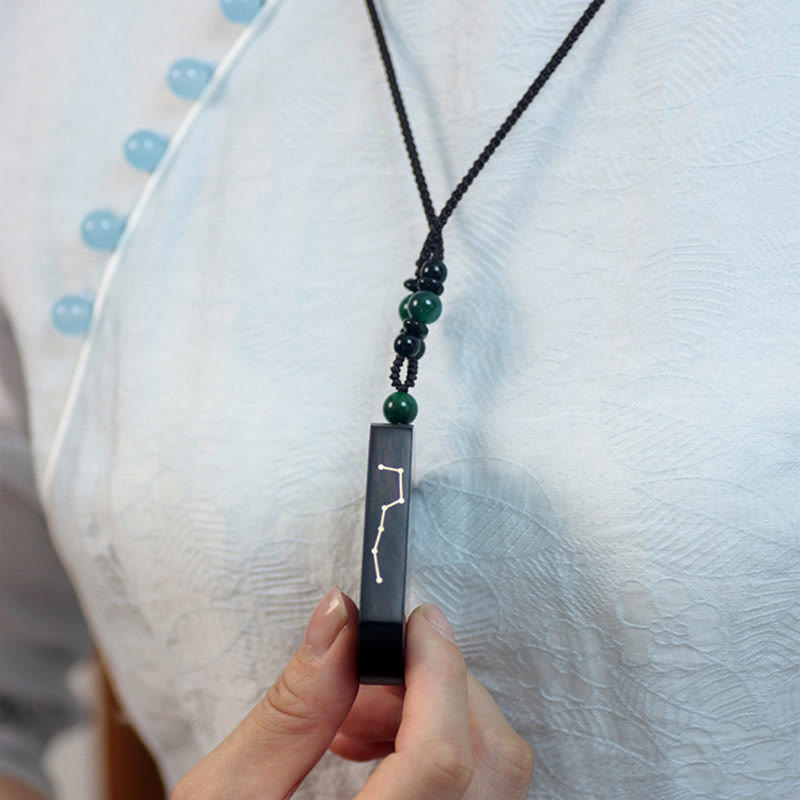 Collier Yin Yang en bois d'ébène avec argent sterling pour l'équilibre