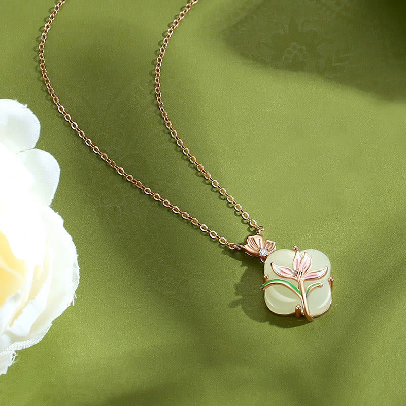 Collier et boucles d'oreilles élégants en jade Hetian avec fleur de papillon