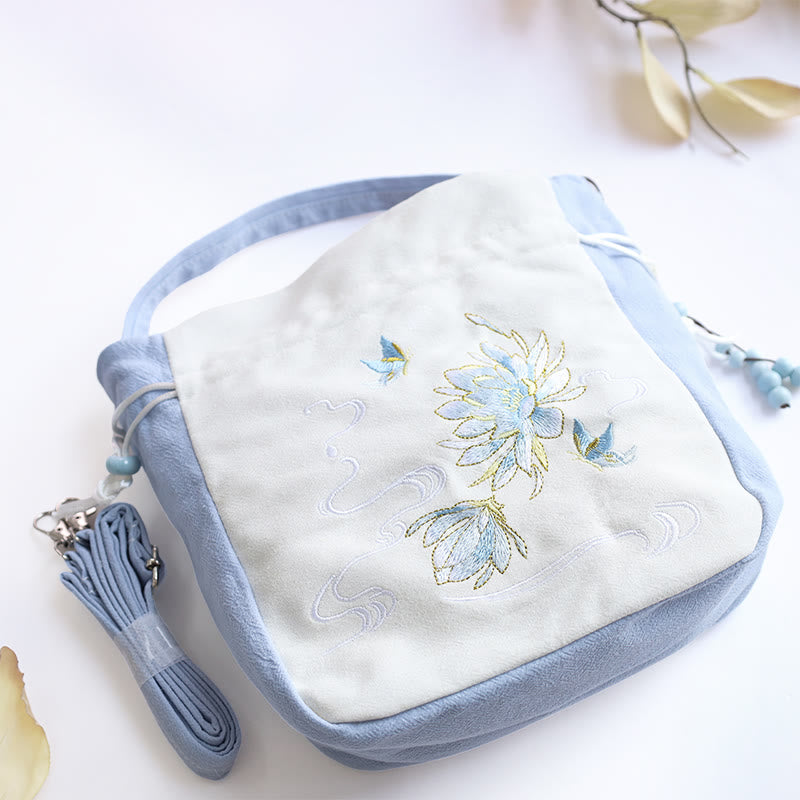 Sac fourre-tout en coton et lin brodé motif papillon et lotus 20 cm