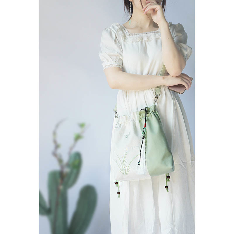 Sac fourre-tout en toile brodée de fleurs de cerisier 28 x 30 cm