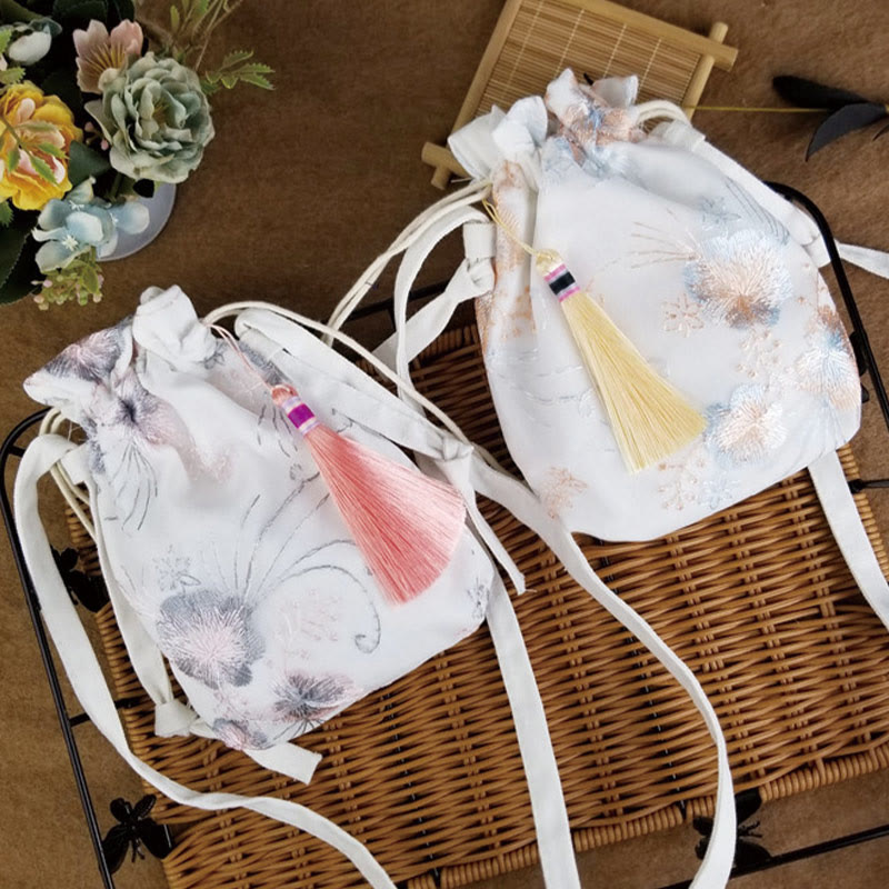 Sac bandoulière en toile brodée de fleurs de cerisier 15 x 22 cm