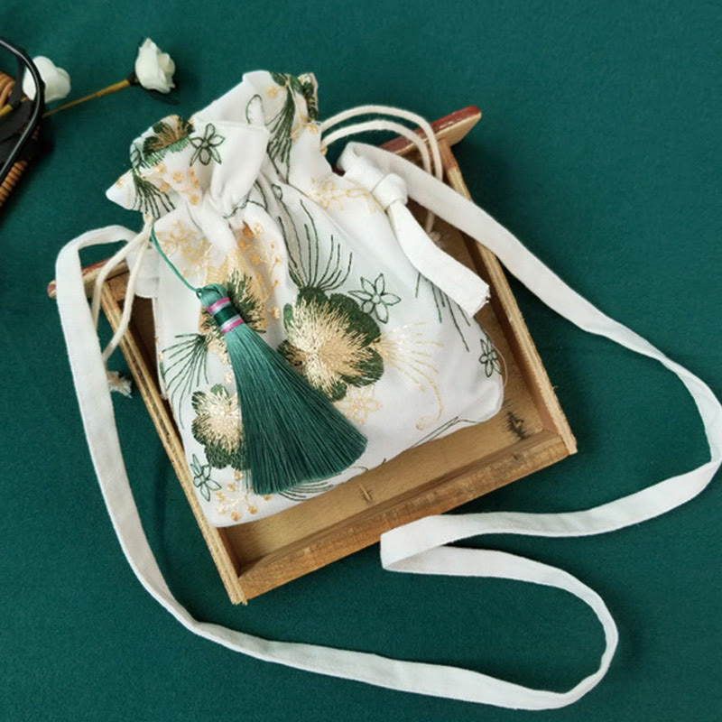 Sac bandoulière en toile brodée de fleurs de cerisier 15 x 22 cm