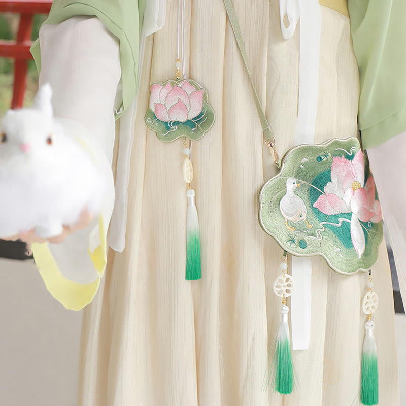 Sac bandoulière Hanfu brodé motif lotus, poisson koï, lapin