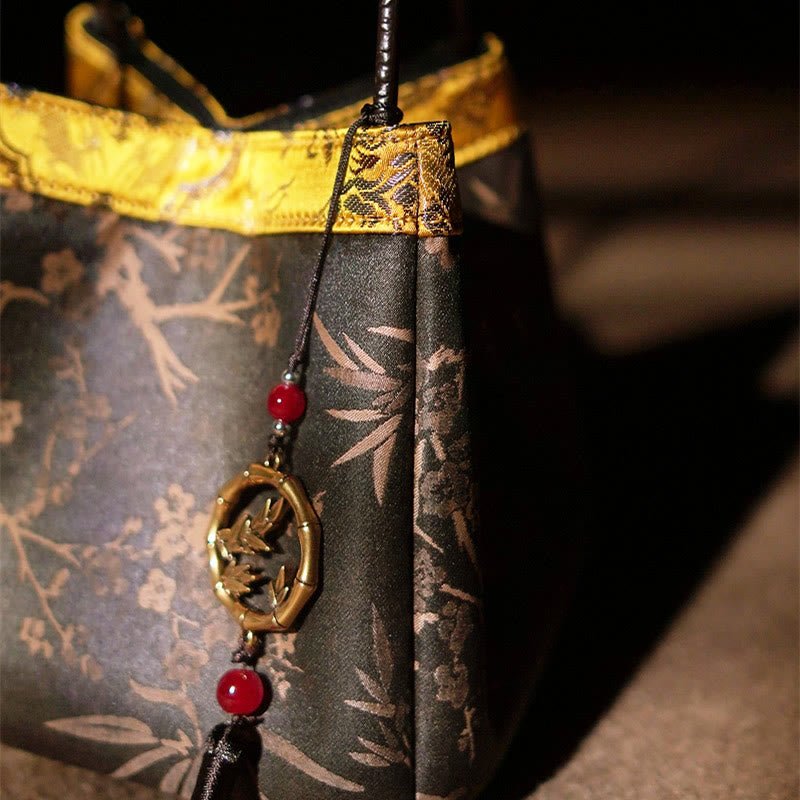 Sac à bandoulière en soie Xiangyunsha brodé avec fleurs de bambou et de prunier