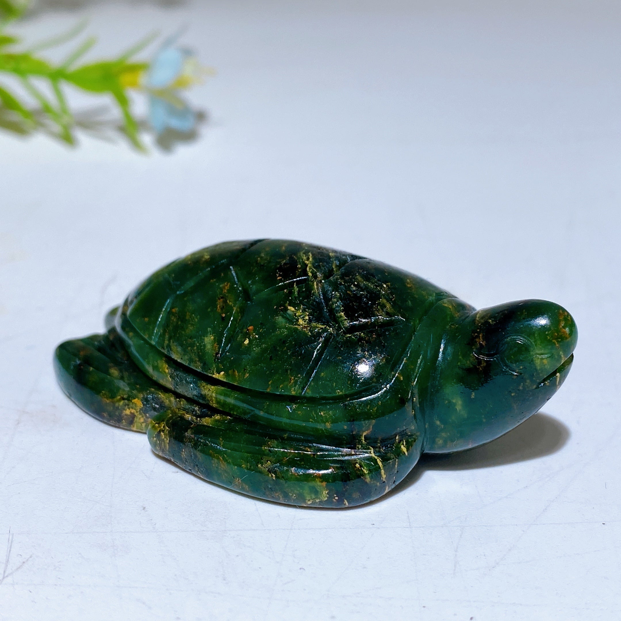 Emerald Crystal Figurines 1.9-3.7 Inch Hand Carved Carvings