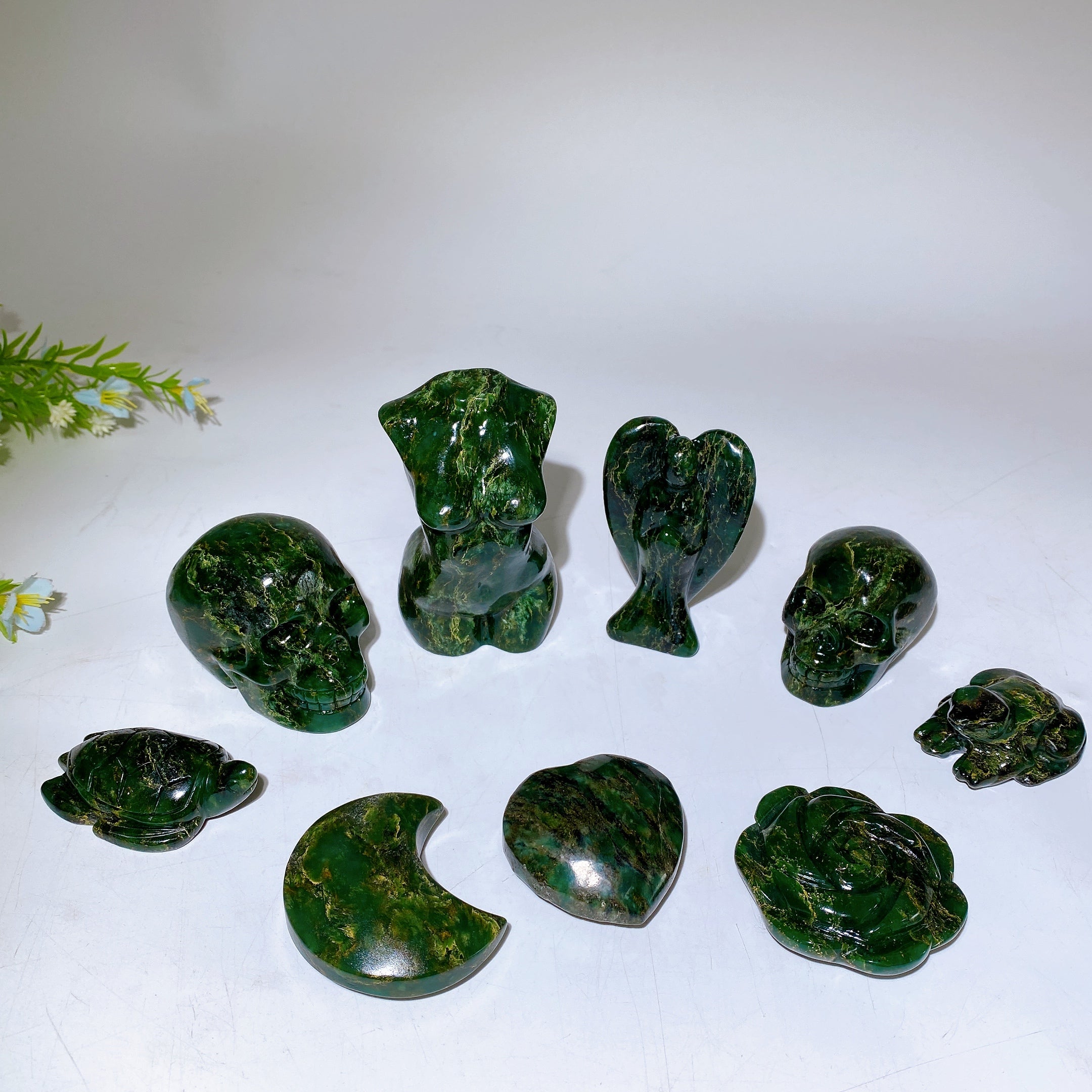 Emerald Crystal Figurines 1.9-3.7 Inch Hand Carved Carvings